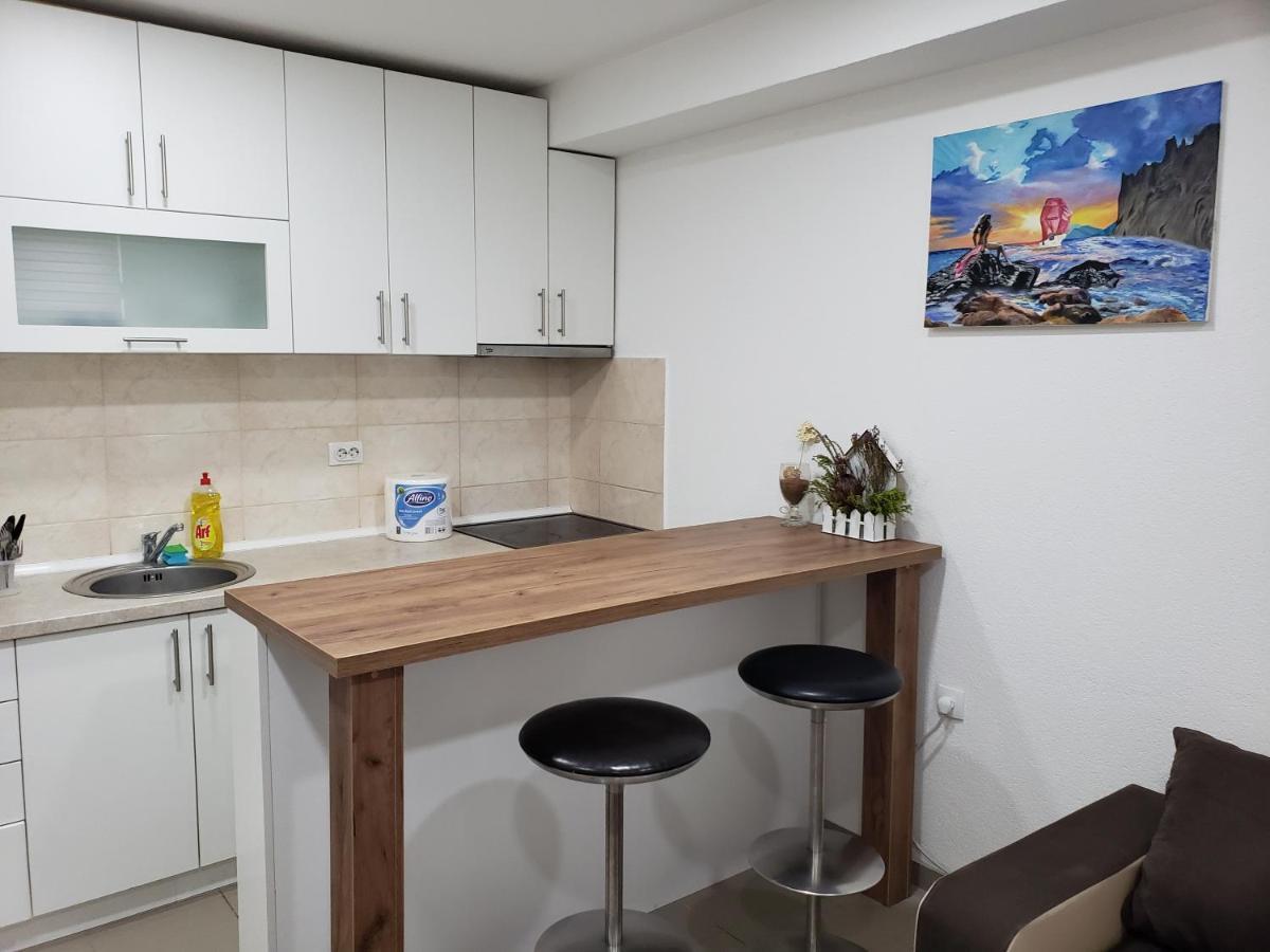 Apartmani Pajic 雅戈丁那 外观 照片
