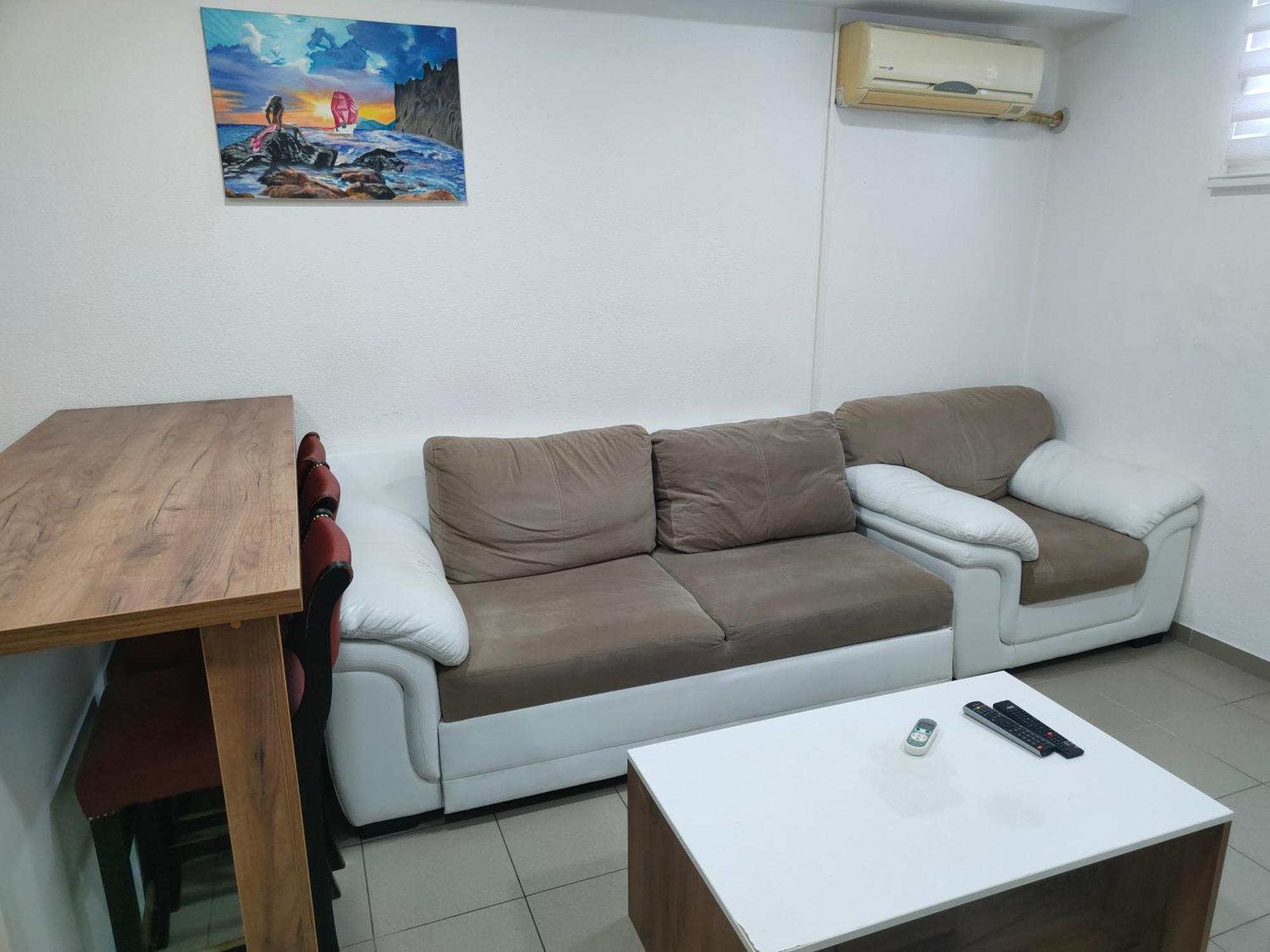 Apartmani Pajic 雅戈丁那 外观 照片